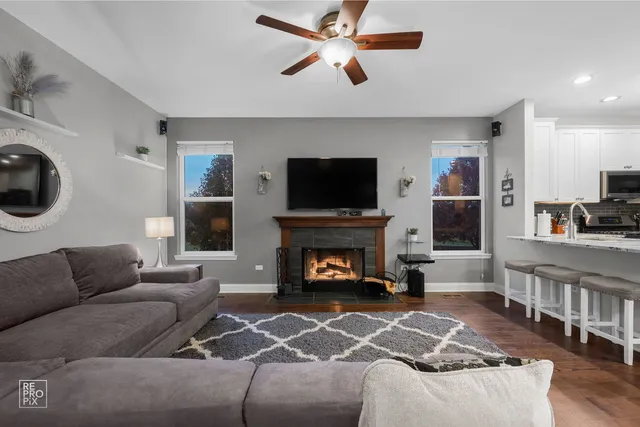 $549,900 | 598 Wexford Court, Elgin, IL 60124