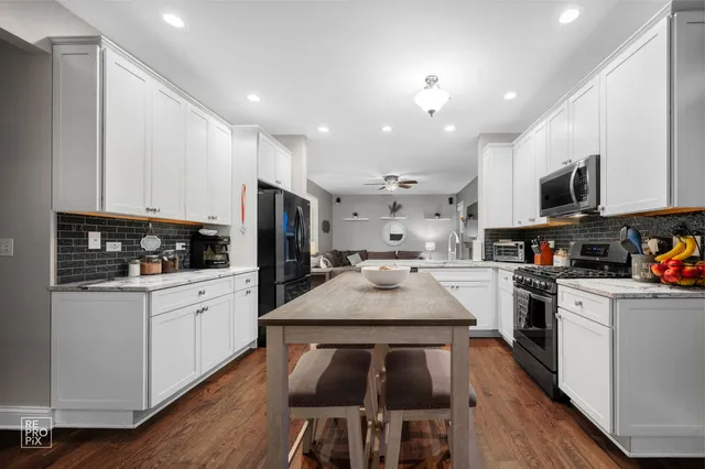 $549,900 | 598 Wexford Court, Elgin, IL 60124