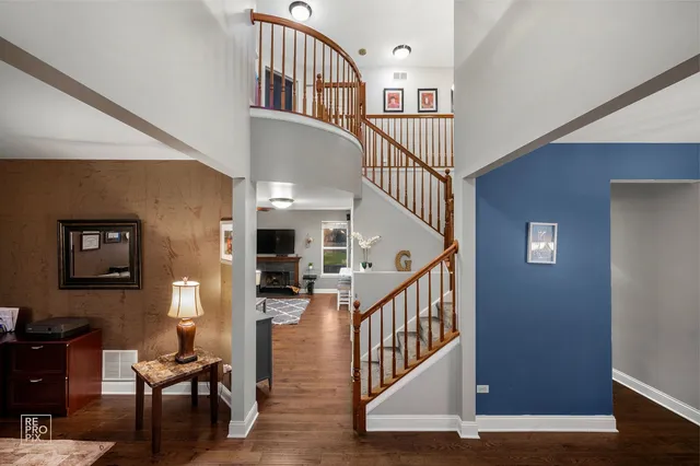 $549,900 | 598 Wexford Court, Elgin, IL 60124