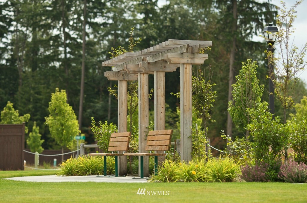 1088 Chestnut Loop Mount Vernon, WA 98274 - Photo 9 of 10 Gallery Image 9