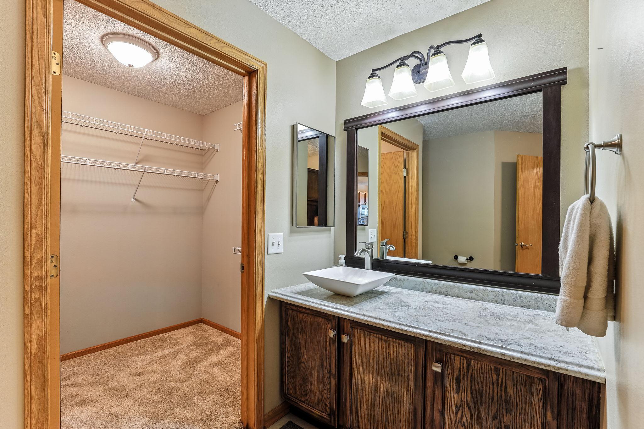 9061 Underwood Lane North Maple Grove, MN 55369 - Photo 11 of 17