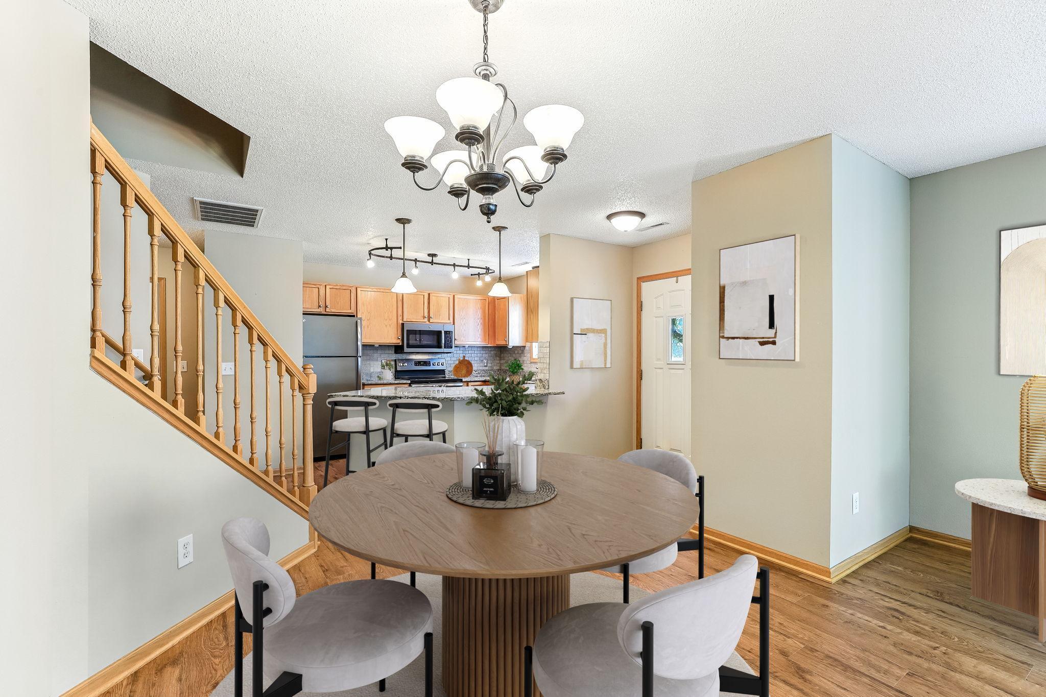 9061 Underwood Lane North Maple Grove, MN 55369 - Photo 5 of 17