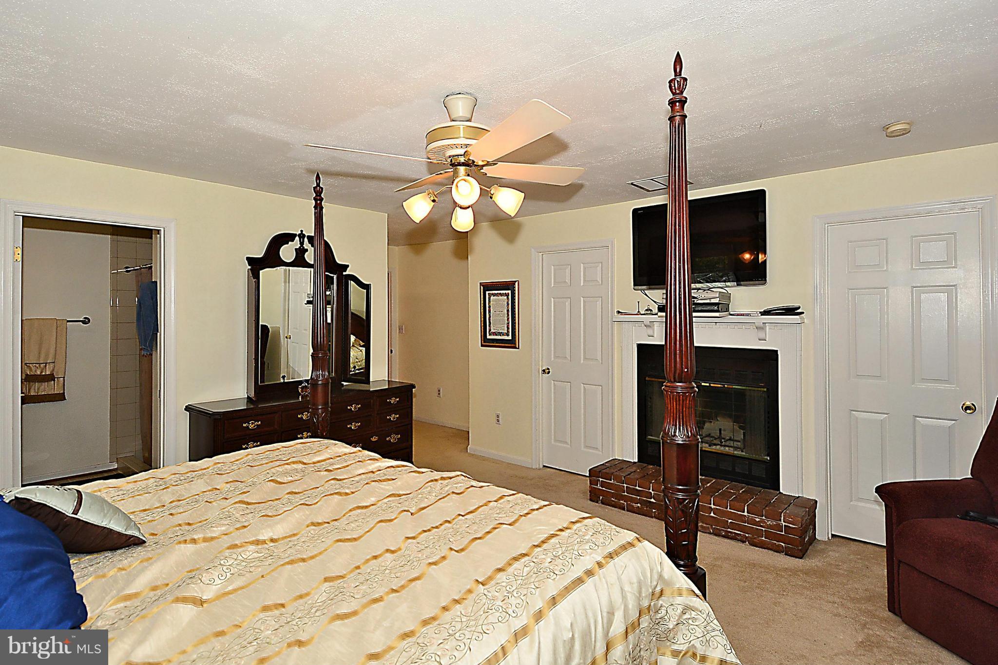 511 Marshall Road Southwest Vienna, VA 22180 - Photo 14 of 30 Bedroom (Master)