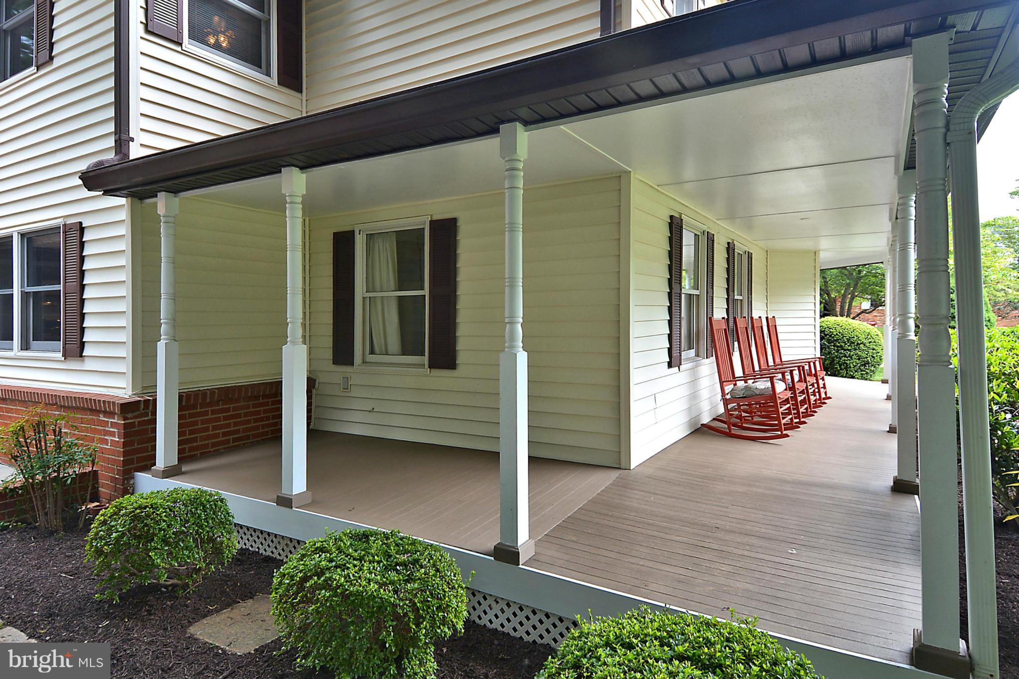 511 Marshall Road Southwest Vienna, VA 22180 - Photo 25 of 30 Exterior (General)