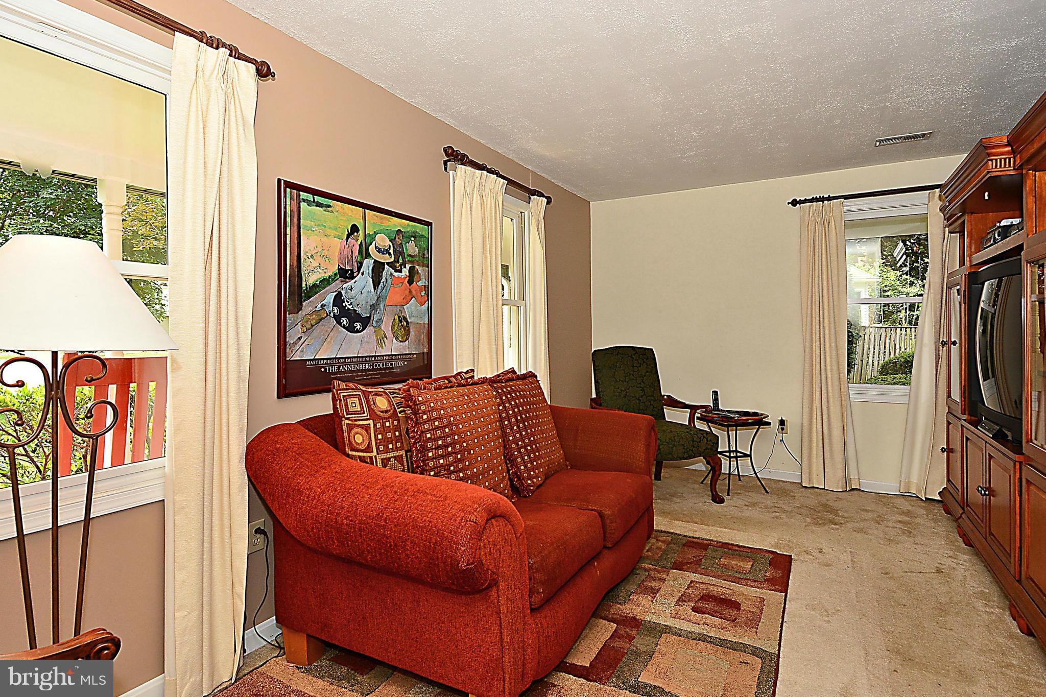 511 Marshall Road Southwest Vienna, VA 22180 - Photo 4 of 30 Main Level Den/Office