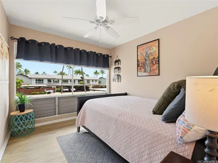 $1,695,000 | 715 Koko Isle Circle, Unit 13/1307, Honolulu, HI 96825