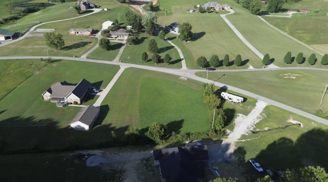 171 Higgins Road Gray, KY 40734 - Photo 5 of 26 IMG_7901