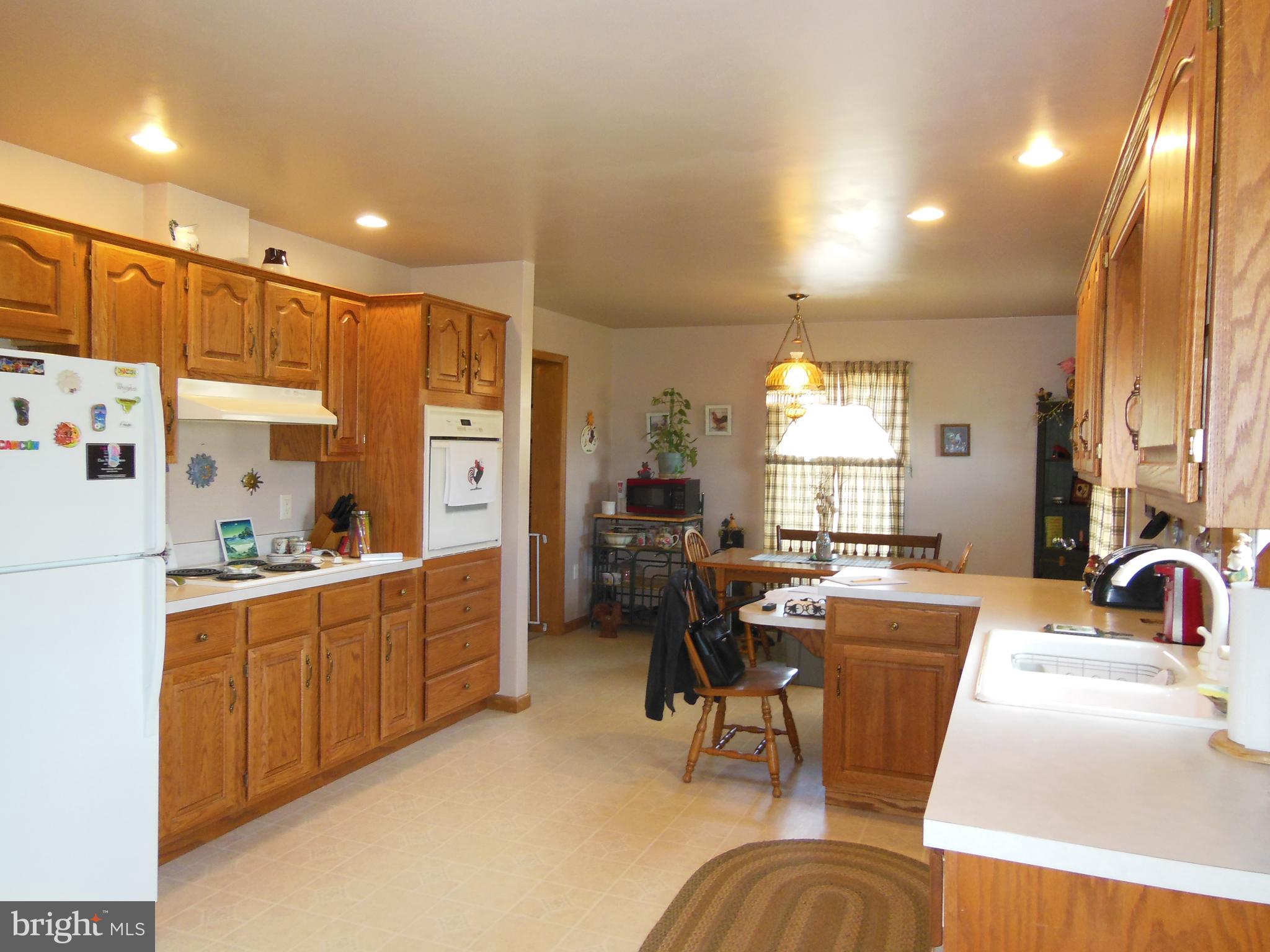 92 Spencers Run Inwood, WV 25428 - Photo 11 of 35 Spacious Kitchen