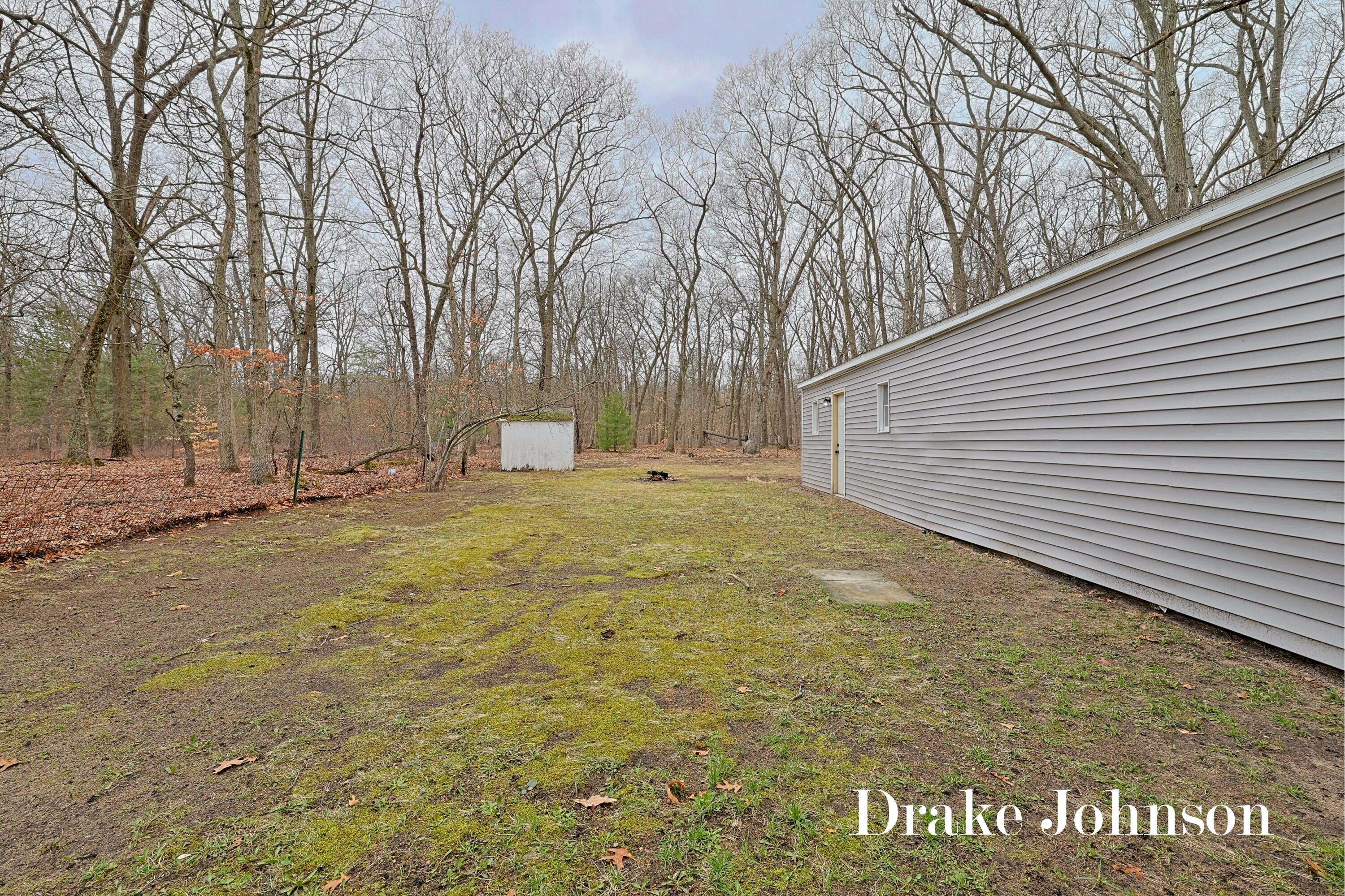 1351 Carr Road Muskegon, MI 49442 - Photo 25 of 27 IMG_0764