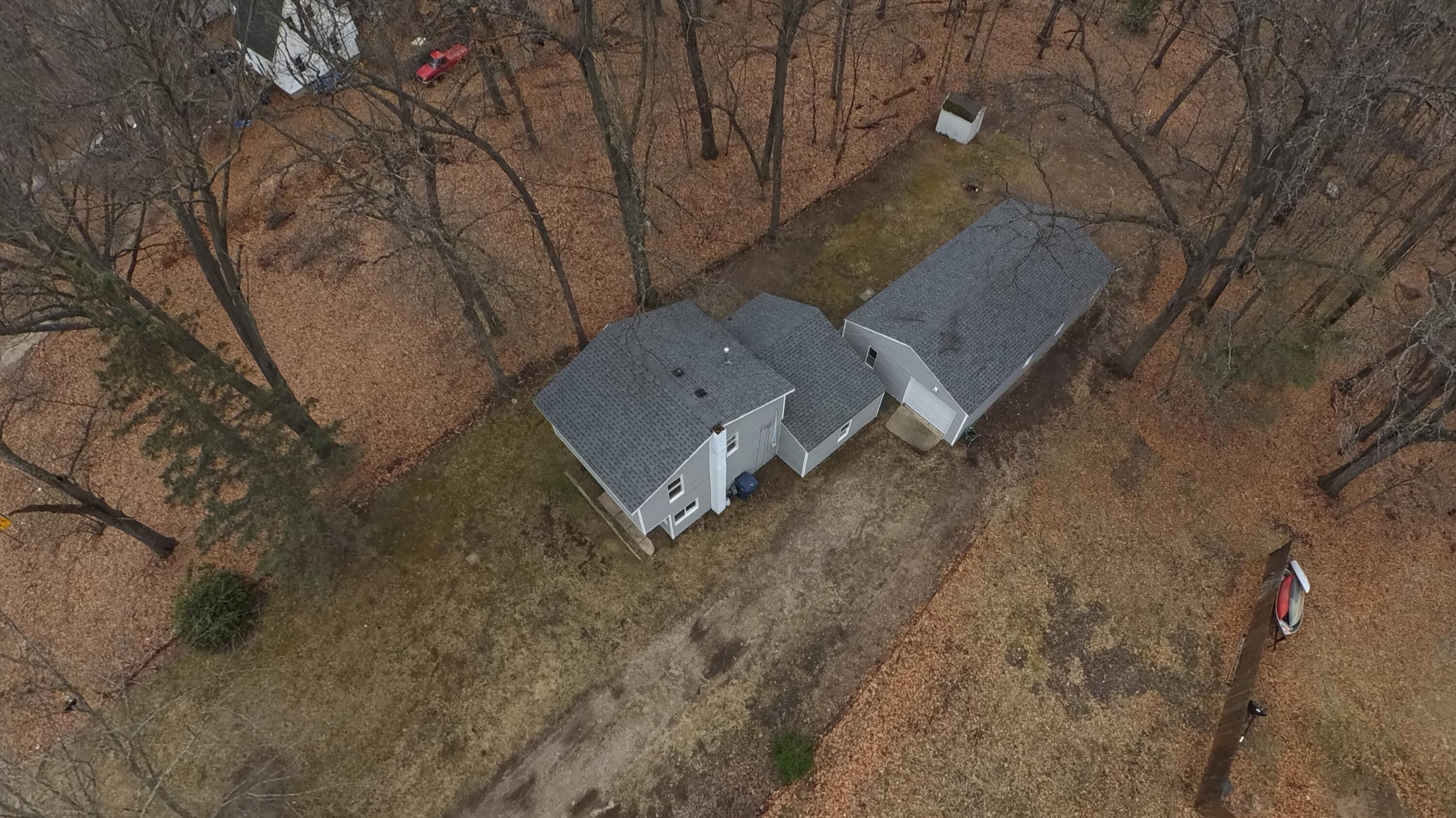 1351 Carr Road Muskegon, MI 49442 - Photo 5 of 27 20260403_135140_443