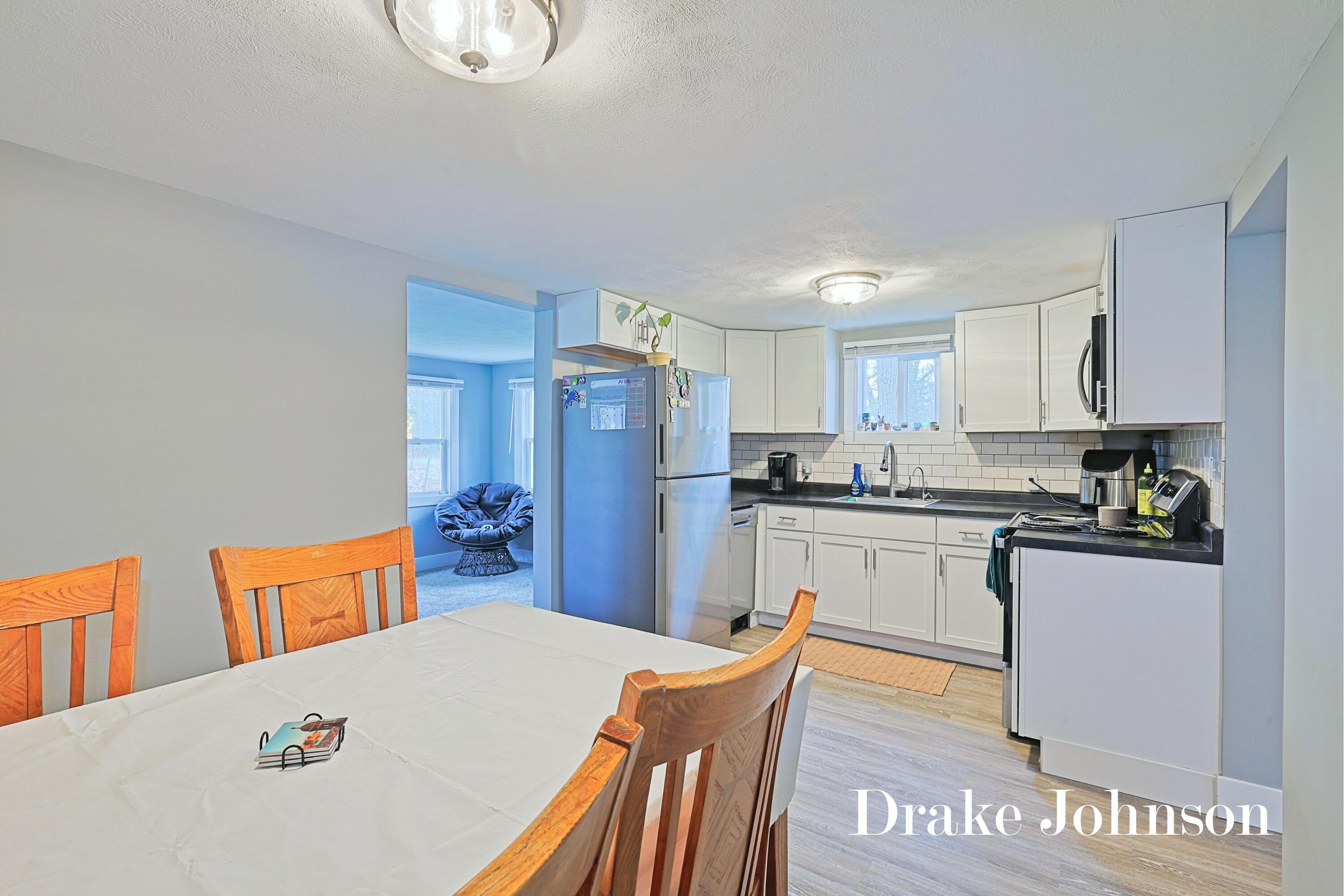 1351 Carr Road Muskegon, MI 49442 - Photo 10 of 27 IMG_0758