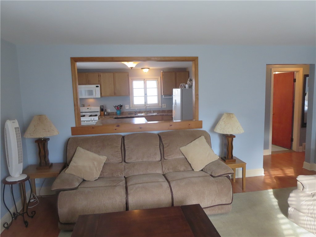 114 Holcroft Road Rochester, NY 14612 - Photo 16 of 42