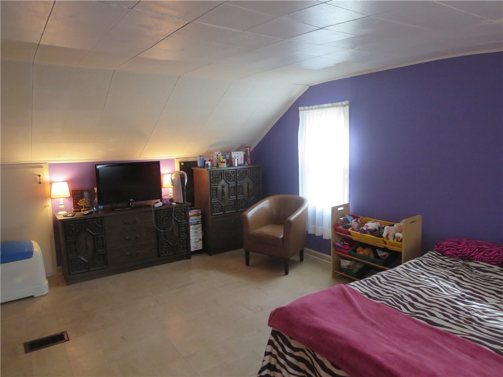 114 Holcroft Road Rochester, NY 14612 - Photo 36 of 42