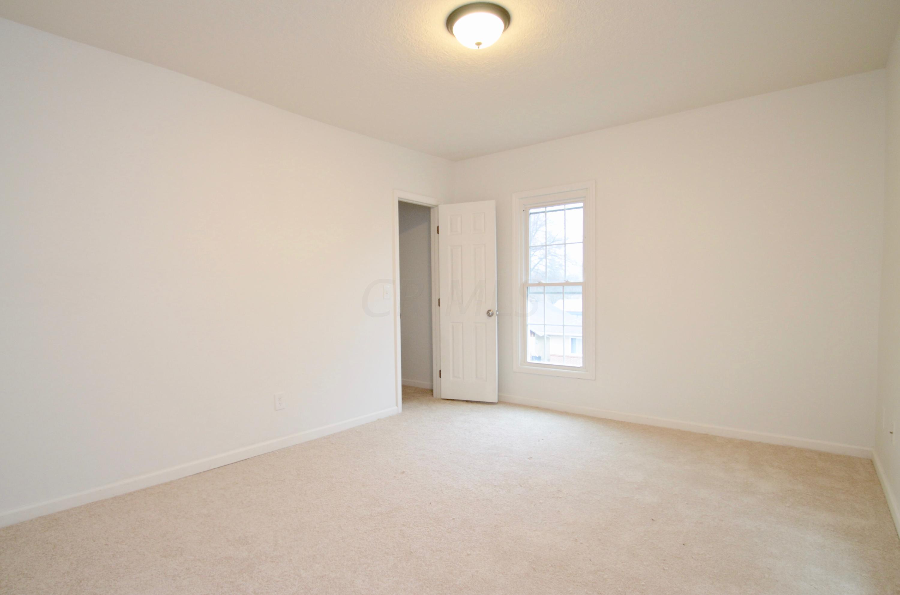 6558 Summit Road Southwest Pataskala, OH 43068 - Photo 17 of 23
