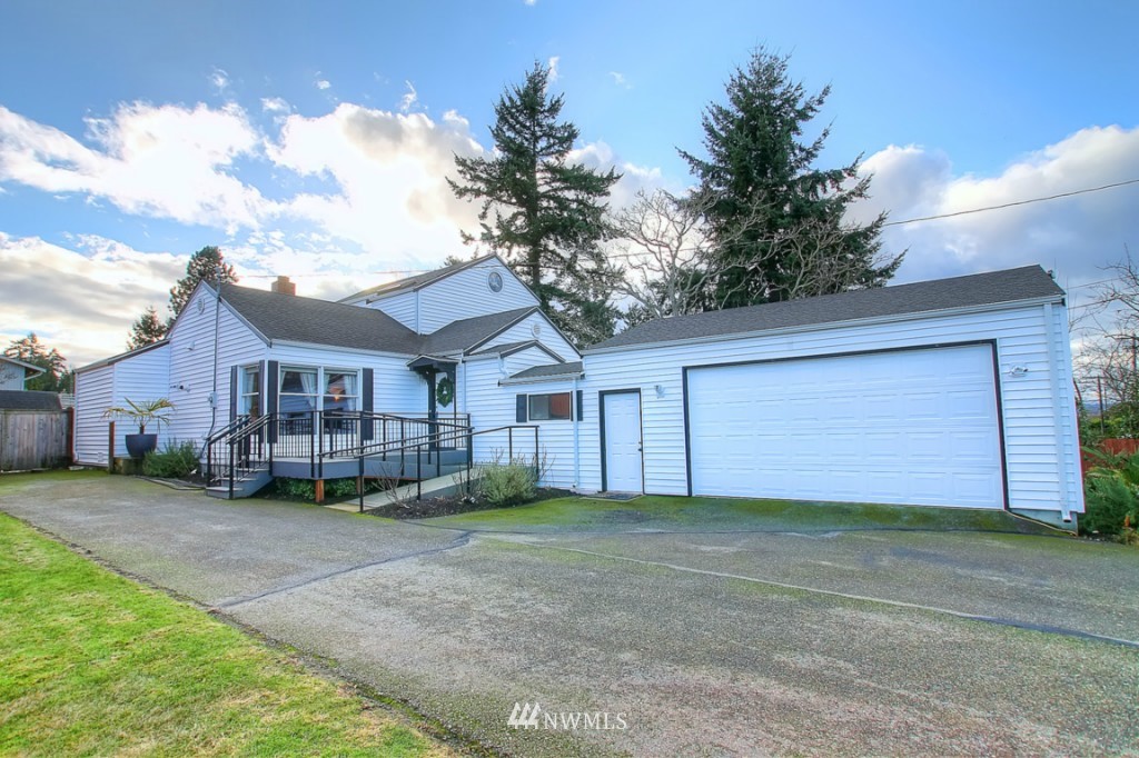 720 Caspers Street Edmonds, WA 98020 - Photo 1 of 14 Gallery Image 1