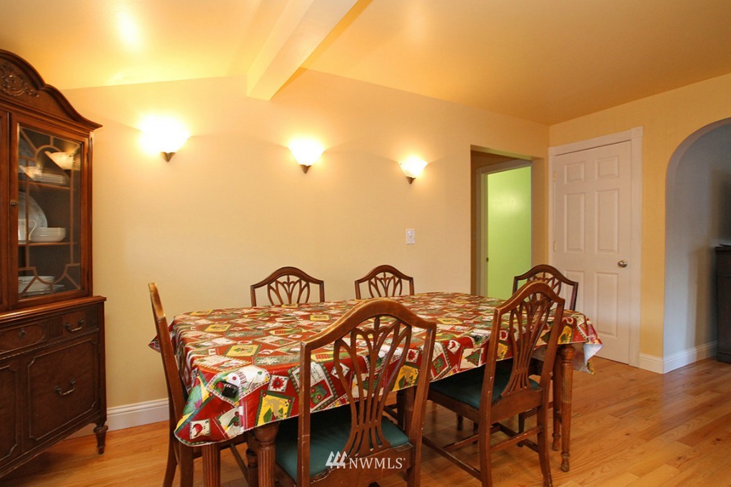 720 Caspers Street Edmonds, WA 98020 - Photo 7 of 14 Gallery Image 7