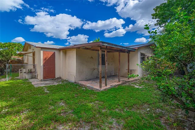 $3,200 | 6220 Southwest 9th Court, North Lauderdale, FL 33068