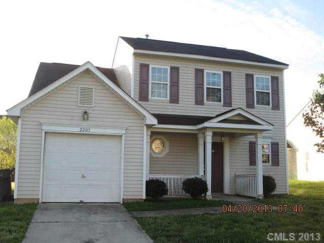 2203 Meadecroft Road Charlotte, NC 28214 - Photo 1 of 8 Gallery Image 1