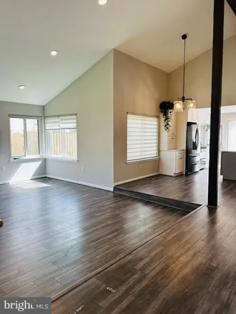 $3,999 | 8635 Reseca Lane, Springfield, VA 22152