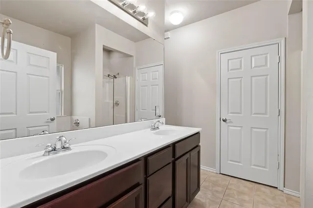 $299,000 | 154 Castleridge Drive, Unit B, Little Elm, TX 75068