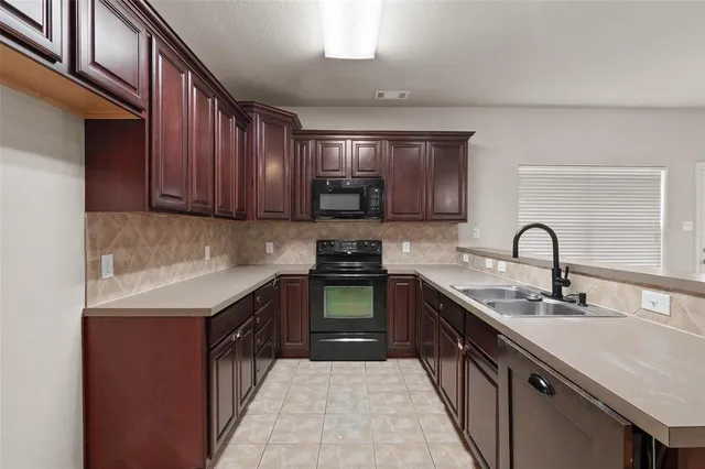 $299,000 | 154 Castleridge Drive, Unit B, Little Elm, TX 75068