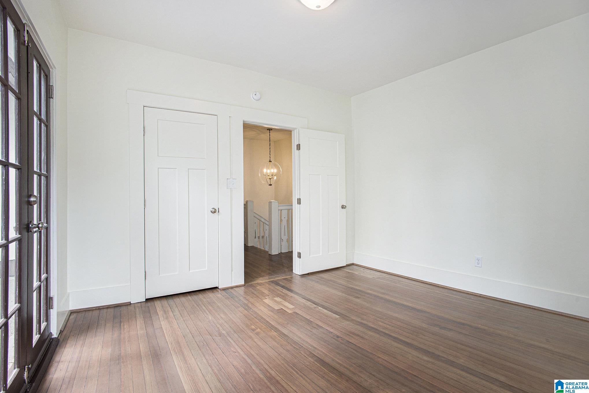 2984 Rhodes Circle South Birmingham, AL 35205 - Photo 31 of 39