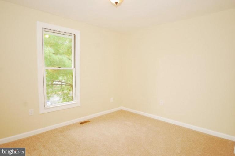 163 North Cottage Road Sterling, VA 20164 - Photo 10 of 14 Bedroom #3