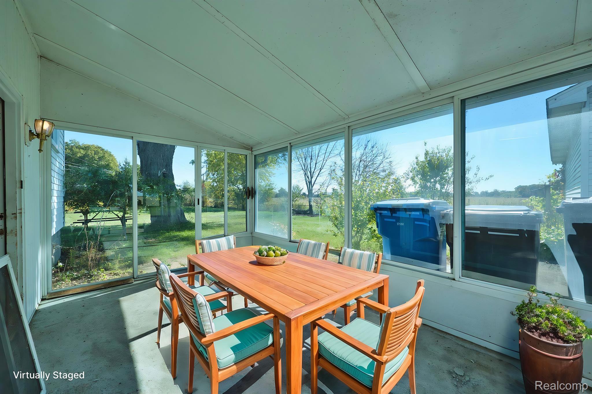 1883 Stewart Road Monroe, MI 48162 - Photo 20 of 44 Covered Back Porch VS