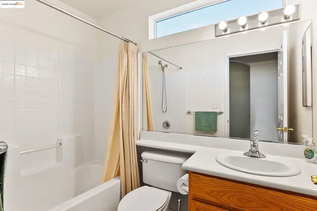 $370,000 | 617 Twin Lakes Lane, Rio Vista, CA 94571