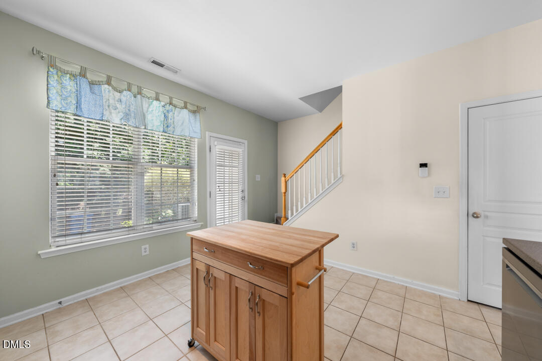 7831 Silverthread Lane Raleigh, NC 27617 - Photo 16 of 24 DSC09805