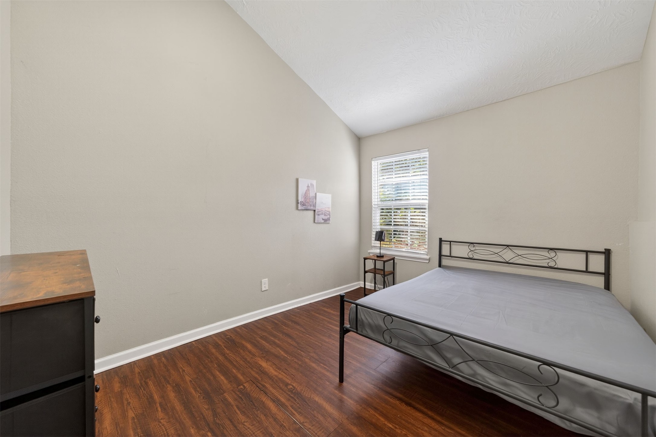 1107 Christine Street Houston, TX 77017 - Photo 7 of 22