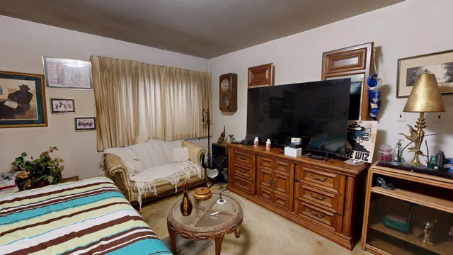 $425,000 | 22900 Thorncliffe Street, Southfield, MI 48033