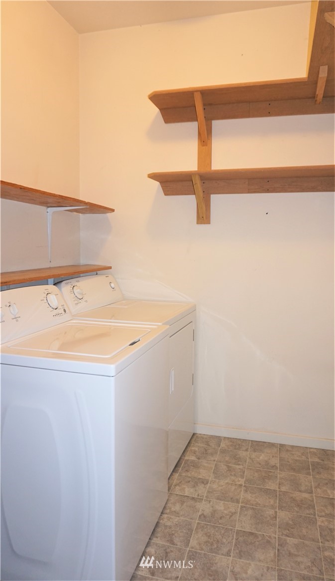 21 Mussel Beach Road Sequim, WA 98382 - Photo 12 of 23 Gallery Image 12