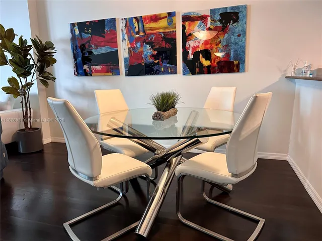 $4,300 | 1800 North Bayshore Drive, Unit 511, Miami, FL 33132