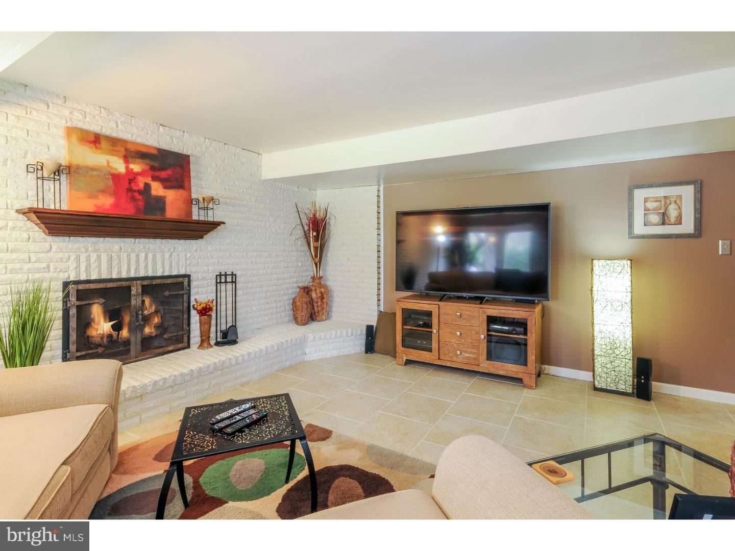 571 Dutch Neck Road East Windsor, NJ 08520 - Photo 6 of 25 Gallery Image 6