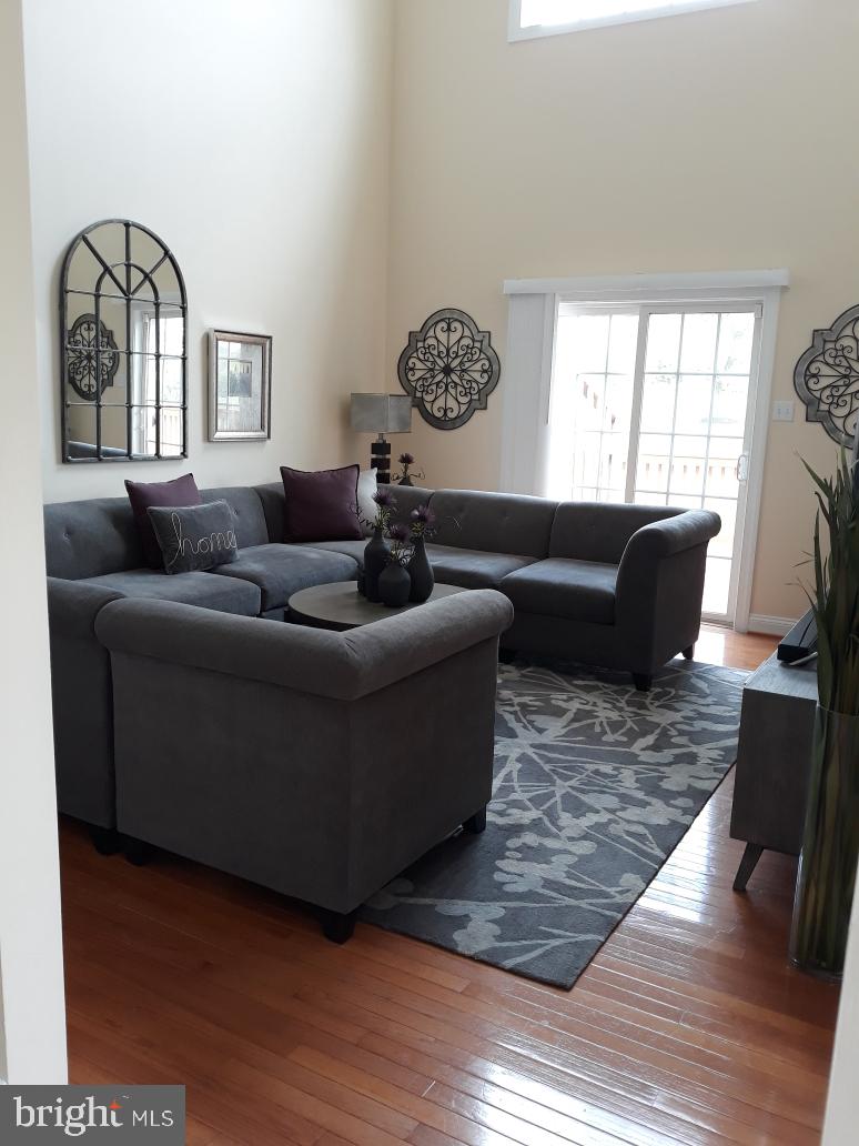 4633 Old Oak Road Doylestown, PA 18902 - Photo 10 of 21 Great Room