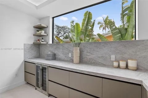 $2,499,000 | 604 Southwest 7th Street, Fort Lauderdale, FL 33315