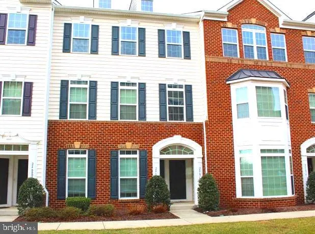 $2,700 | 24676 Footed Ridge Terrace, Sterling, VA 20166