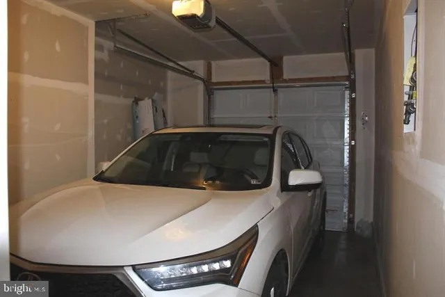 $2,700 | 24676 Footed Ridge Terrace, Sterling, VA 20166