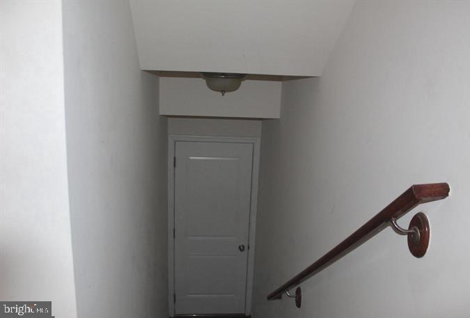 24676 Footed Ridge Terrace Sterling, VA 20166 - Photo 9 of 17