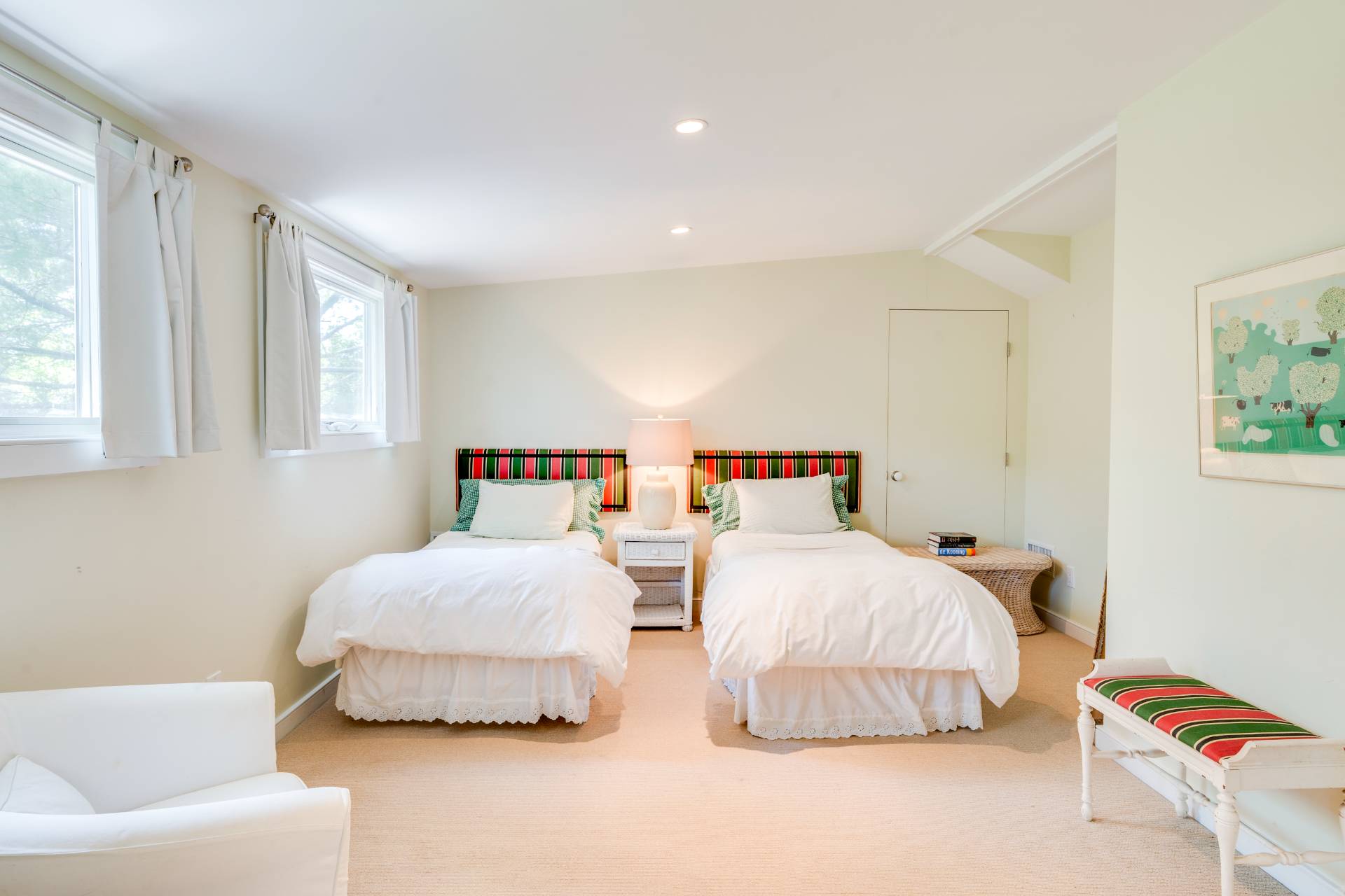 53 Hildreth Lane Bridgehampton, NY 11932 - Photo 32 of 37 a bedroom with two beds and a couch