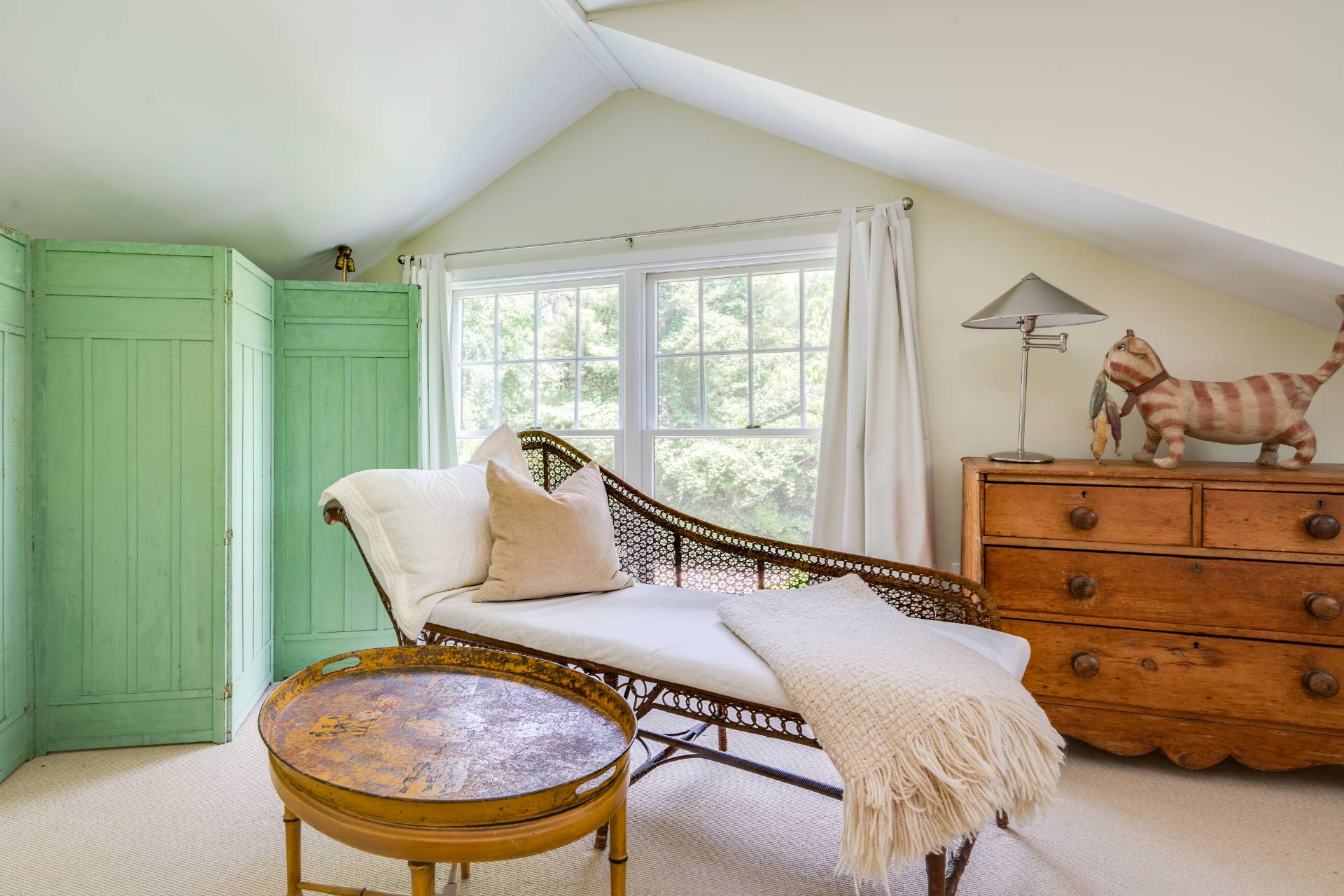 53 Hildreth Lane Bridgehampton, NY 11932 - Photo 33 of 37 a bedroom with a bed a mirror and a window