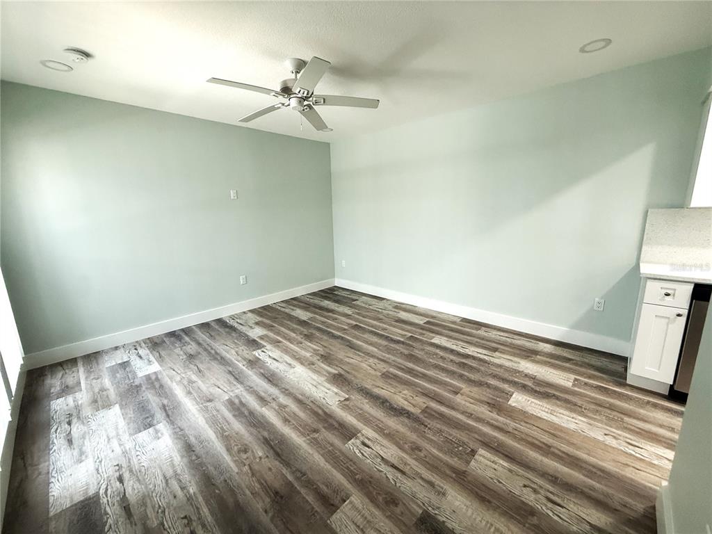 201 Medallion Boulevard, Unit D Madeira Beach, FL 33708 - Photo 4 of 28