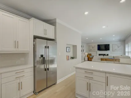 $650,000 | 10907 McAlpine Valley Court, Charlotte, NC 28277