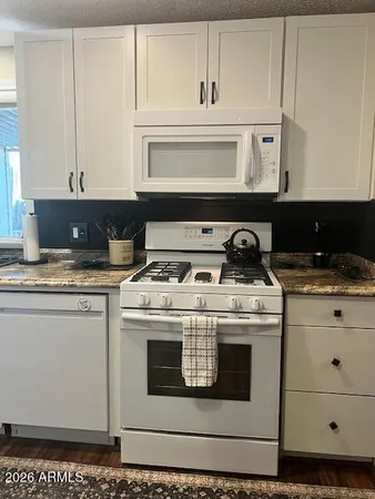 $125,000 | 2605 South Tomahawk Road, Unit 181, Apache Junction, AZ 85119