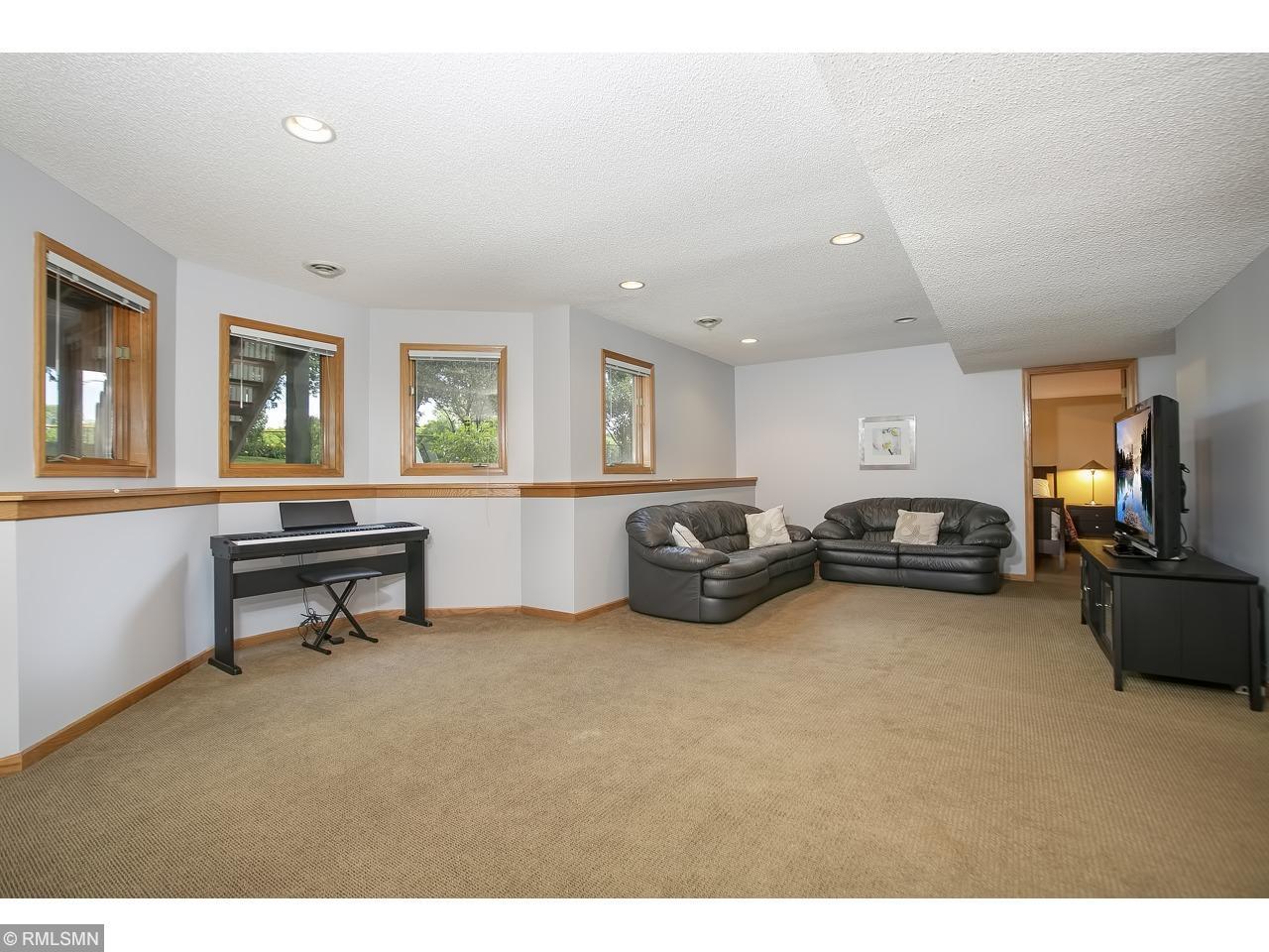 10347 Franlo Road Eden Prairie, MN 55347 - Photo 27 of 37