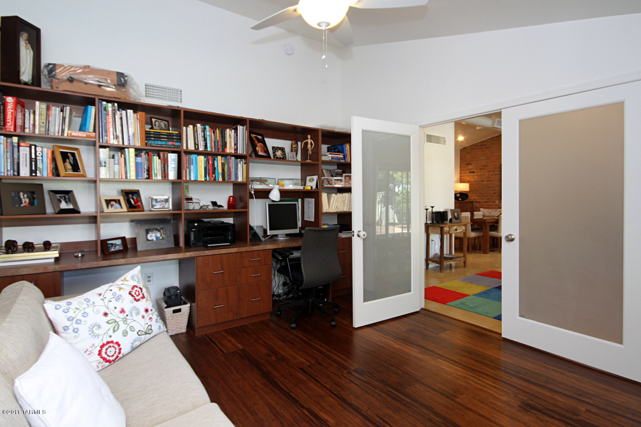 5221 East Alhambra Place Tucson, AZ 85711 - Photo 5 of 20
