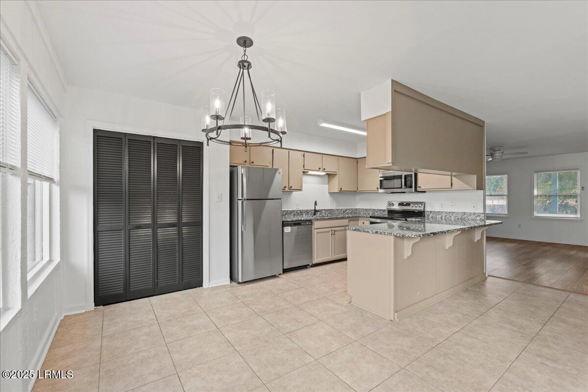 07-25 Sams Point Rd Unit 1C
