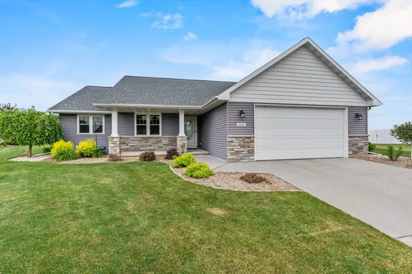 $399,900 | 5111 North Gala Court, Appleton, WI 54913