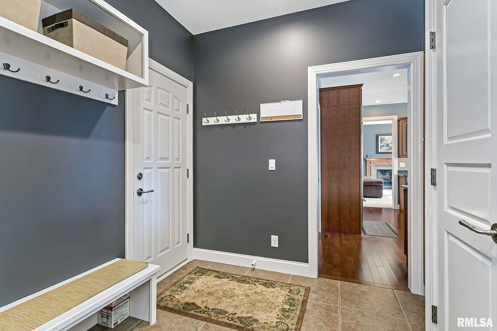 6327 Eagle Ridge Road Bettendorf, IA 52722 - Photo 19 of 43 Gallery Image 19